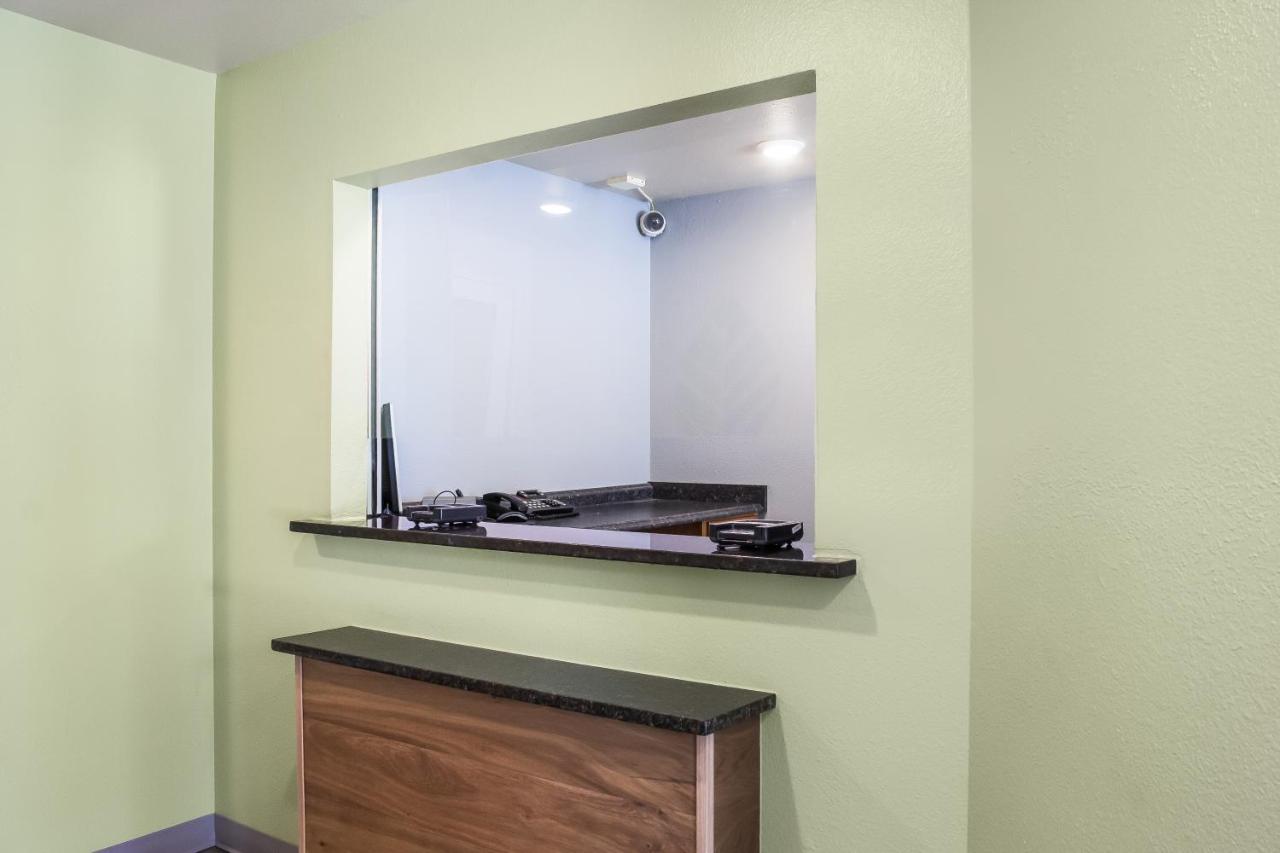 Woodspring Suites Conroe Exteriér fotografie