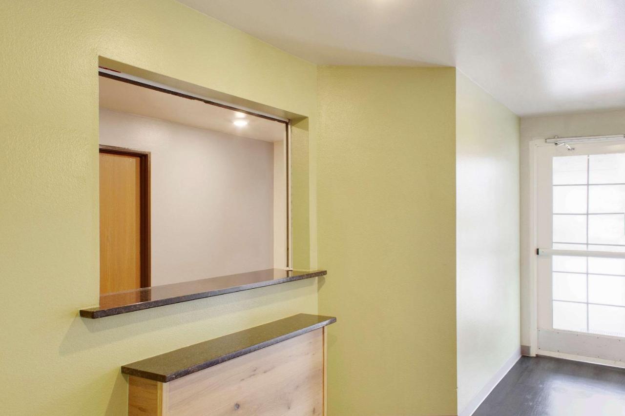 Woodspring Suites Conroe Exteriér fotografie