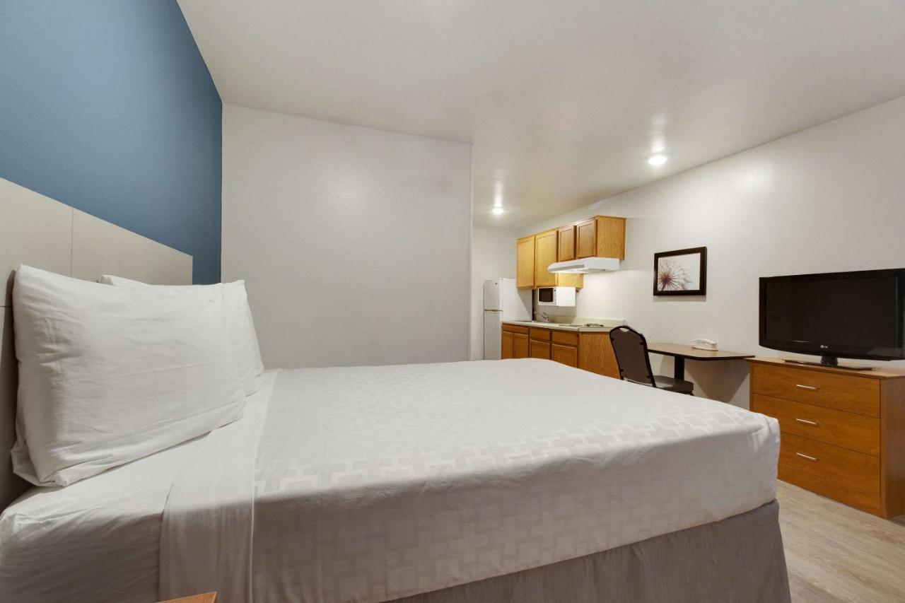 Woodspring Suites Conroe Exteriér fotografie