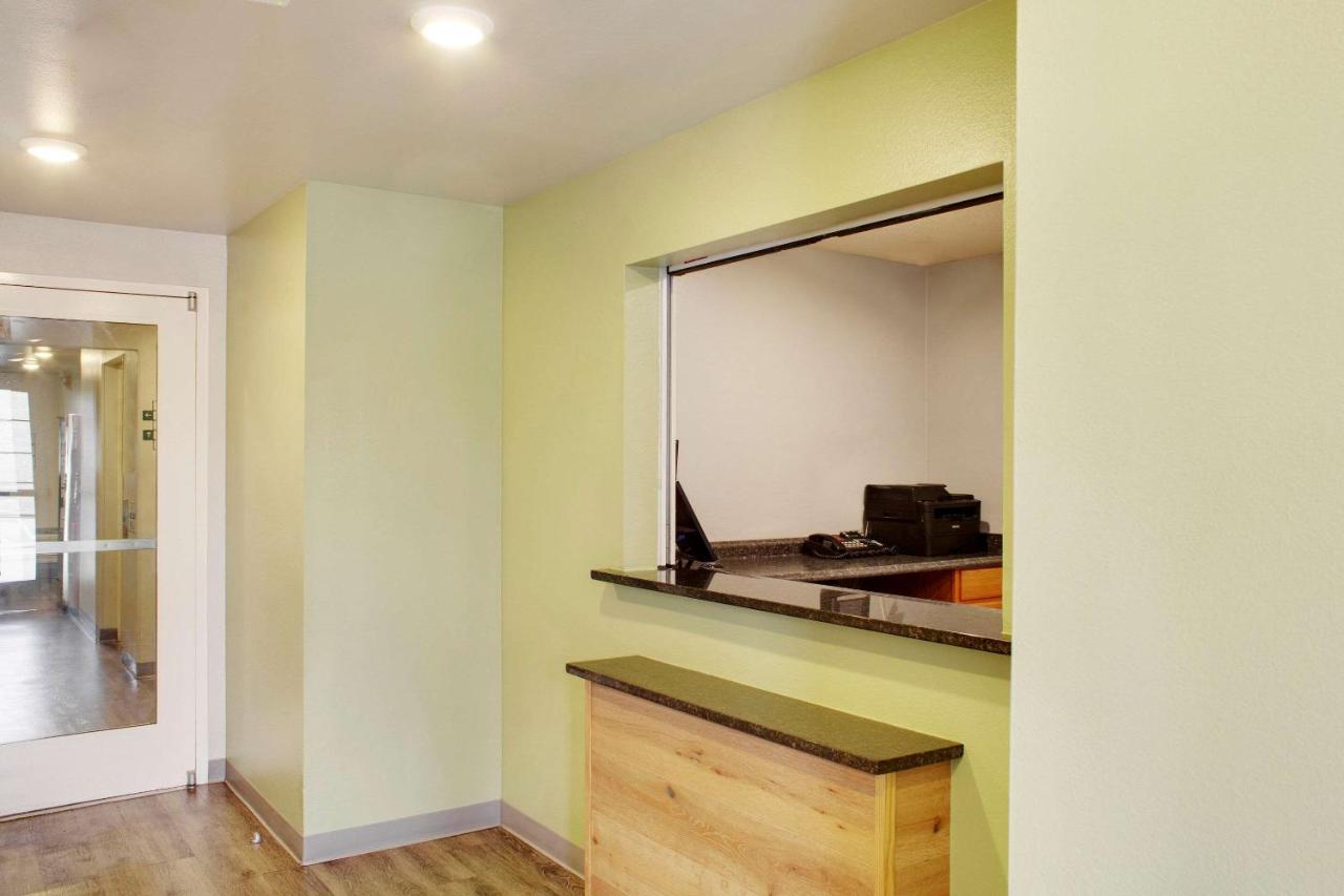 Woodspring Suites Conroe Exteriér fotografie